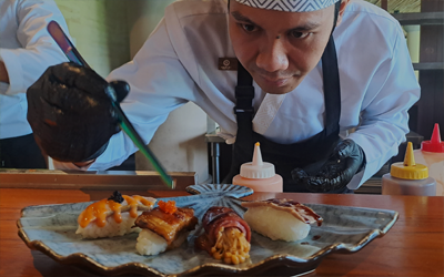 The Japanese Kojin restaurant offers omakase and teppanyaki fine dining experiences. The chefs perform a spectacular show with fire and prepare all food right in front of you.