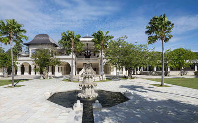 The Jumeira is inspired by Javanese and Hindu architecture.