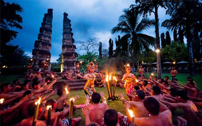 Tanah Gajah is not a resort where you'll be away from the local culture. THe hotel offers an amphitheater where traditional Balinese Kecak dances are performed.