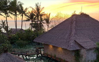 A calm oasis right at the beach in the center of Canggu.