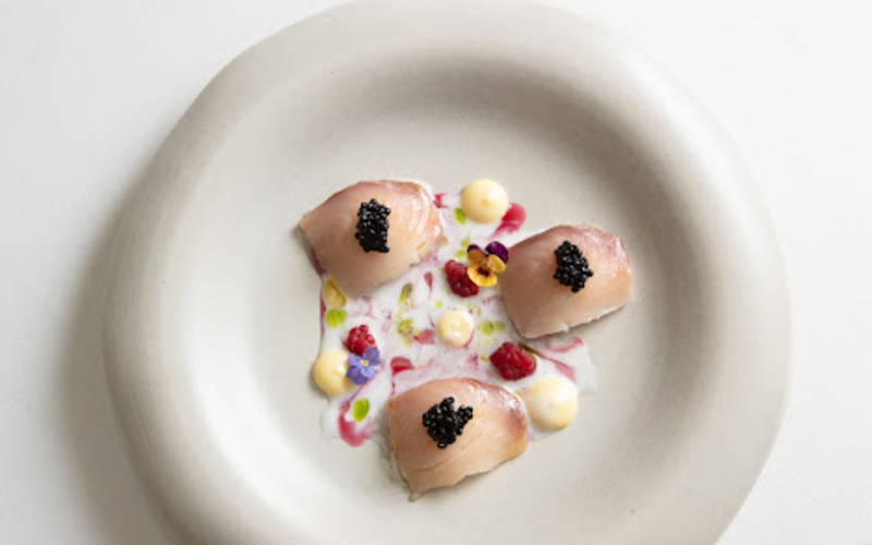 Mauri gets very close to that Michelin-star level with its unique dishes.
